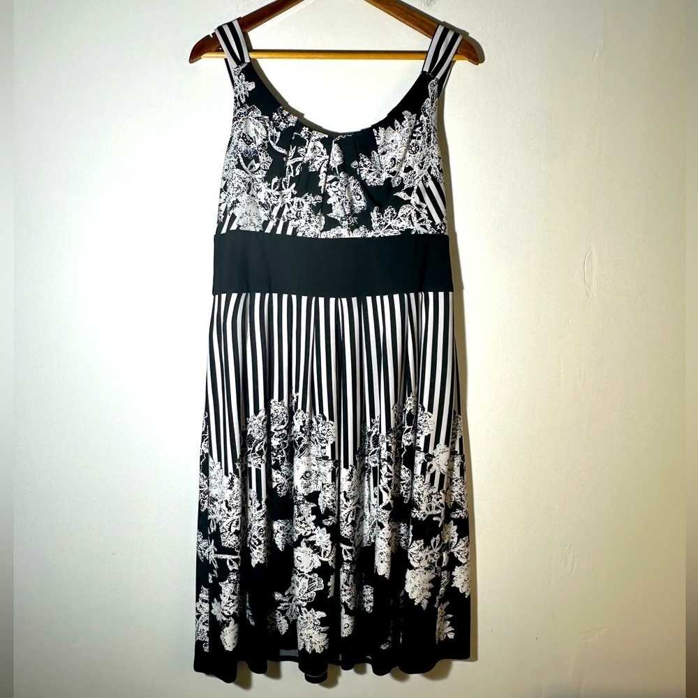 Elegant Black and White Floral Striped Dress
